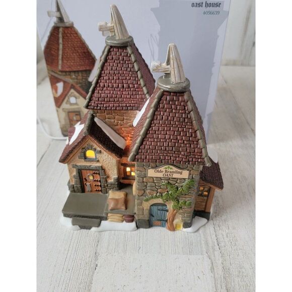 Dept 56 4056639 Olde bramling oast house village accessory xmas - Picture 1 of 6